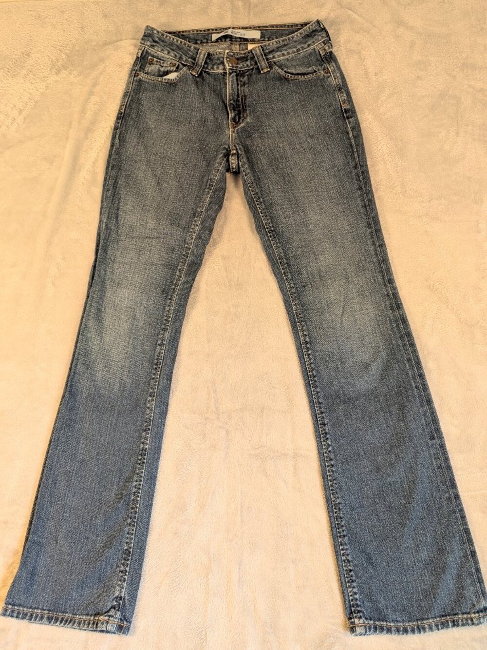 Y2K Gap Original Women's Size 2 Low Rise Boot Cut Jeans Basic Normcore